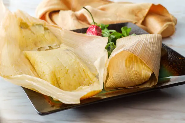 Los tamales tontos representan la esencia de la cocina tradicional mexicana. / iStock