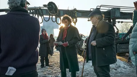 La película Frankenstein obtuvo varias nominaciones en los Premios Oscar 2026, aunque Del Toro no fue incluido en la categoría de Mejor Director. / @netflixfilm
