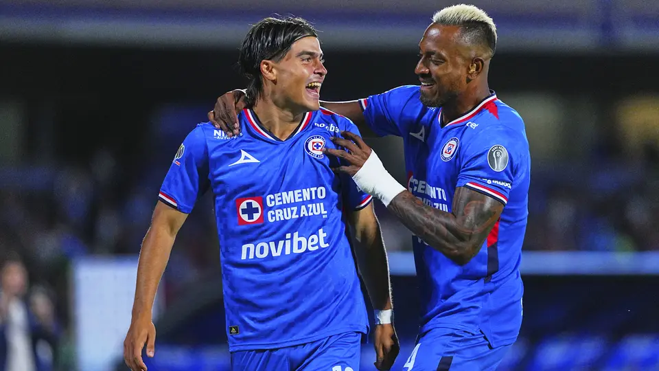 Luka Romero y Willer Ditta en celebración de gol ante FC Juárez | IMAGO 7
