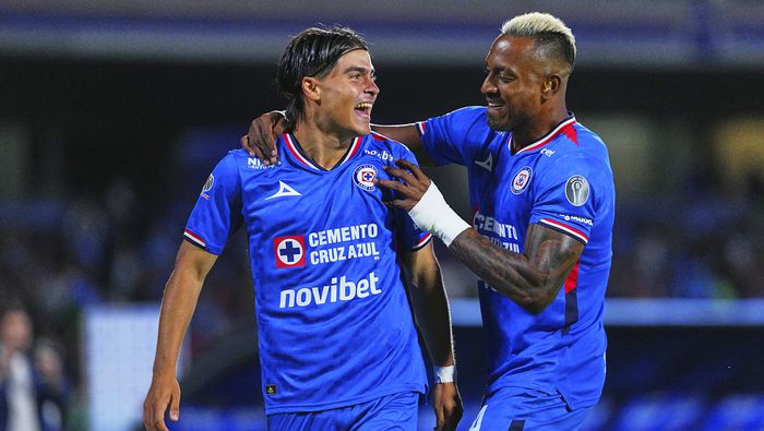 Luka Romero y Willer Ditta en celebración de gol ante FC Juárez | IMAGO 7