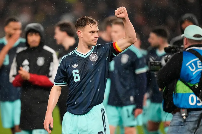 Joshua Kimmich festejando el triunfo alemán | AP