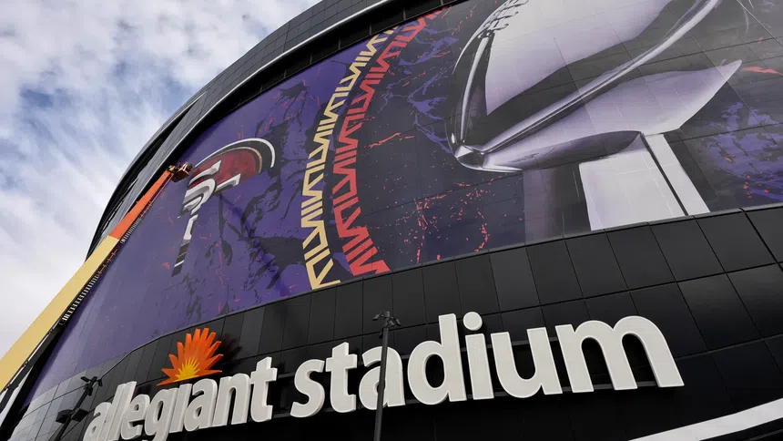 Fachada del Allegiant Stadium, casa de los Raiders en la NFL | AP