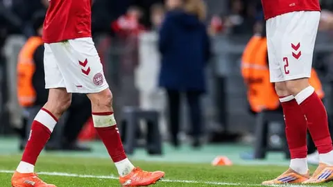 Selección de Dinamarca en un partido l INSTA: @herrelandsholdet