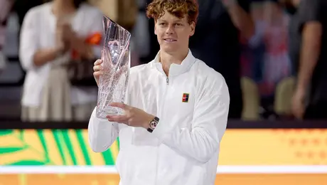 Jannik Sinner necesitó solo 10 minutos para evitar el récord de Jiri Lehecka