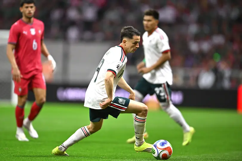 Álvaro Fidalgo es el jugador mexicano que mejores pases ha entregado en el duelo ante Portugal | MexSport