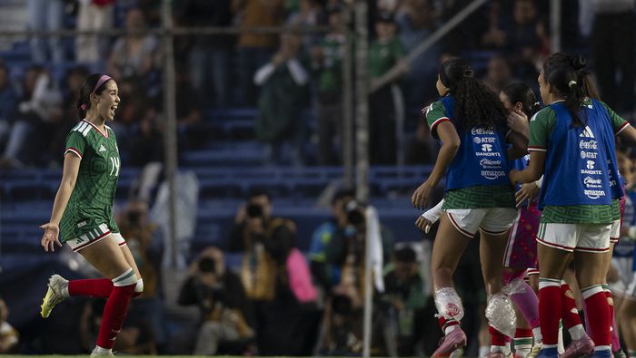 Greta Espinoza en celebración tras su gol en el juego amistoso entre la Selección Mexicana y Brasil | IMAGO 7