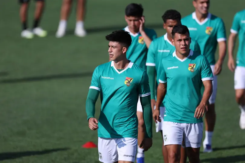 Boliva, la rival de Irak, durante un entrenamiento l AFP