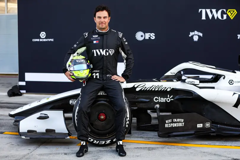 Checo Pérez antes de su prueba l MEXSPORT
