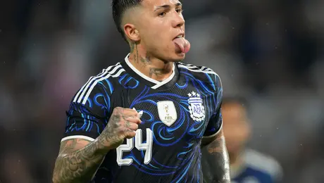 Enzo Fernández coquetea con el Real Madrid: "Me gusta mucho"