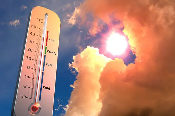 Especialistas advierten que la temperatura global podría aumentar hasta 0.3 grados adicionales durante el evento./ Pixabay