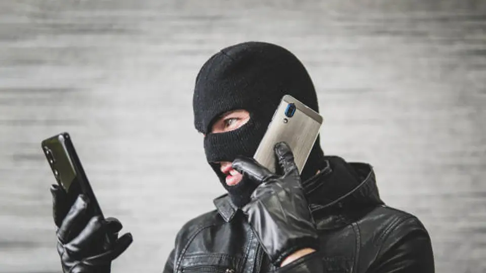 Solo 3% denuncia: extorsión aumenta 61.2% y afecta a miles de negocios en México