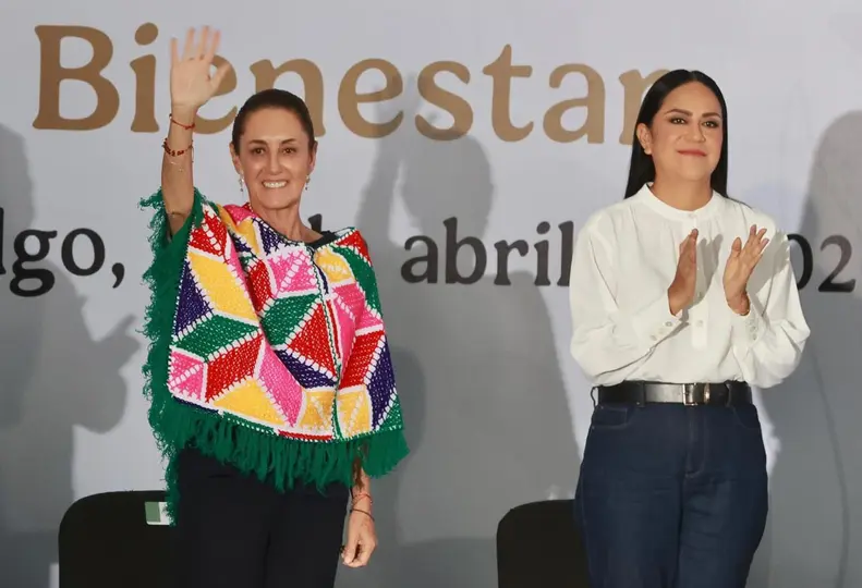 La presidenta Claudia Sheinbaum avaló la salida de Ariadna Montiel / FB: @AriadnaMontielReyes