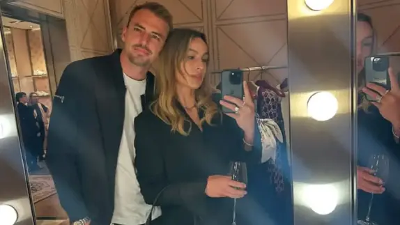 Michael Woud pospone su boda por el Mundial 2026
