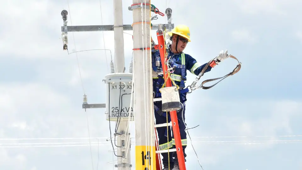 ¿Te pueden cortar la luz? CFE revela quiénes perderán el servicio en junio