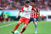 ¿Chivas cederá a Yael Padilla y dinero por Kevin Castañeda?