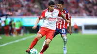 ¿Chivas cederá a Yael Padilla y dinero por Kevin Castañeda?