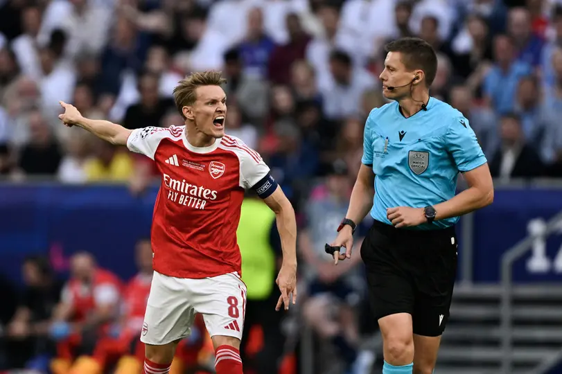 Reclamo del Arsenal por posible penal | AP