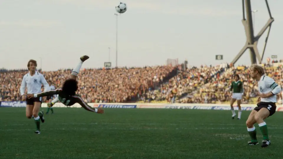 México ante Alemania Federal en el Mundial de 1978 l X:UniformesSelec1