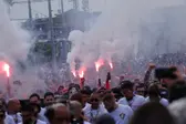 ¡Invasión parisina en Budapest! Ultras del Paris Saint-Germain se hacen sentir en Hungría