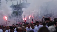 ¡Invasión parisina en Budapest! Ultras del Paris Saint-Germain se hacen sentir en Hungría