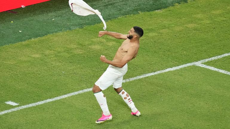Ismael Saibari se quitó la camiseta en el festejo | AP