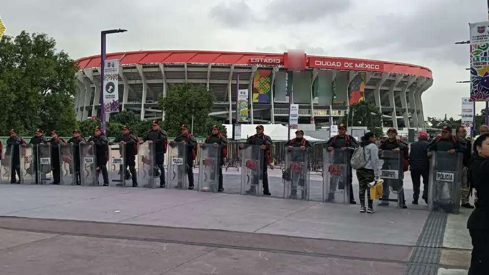Se desplegarán 7 mil 500 elementos de seguridad, tanto al interior como al exterior del inmueble / FB: @PoliciaCDMX