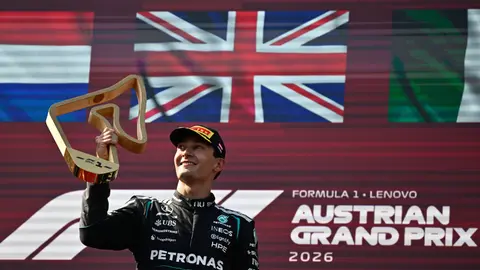 George Russell en el podio del Gran Premio de Austria 2026 | AP
