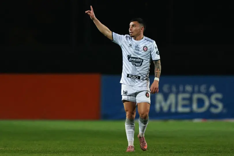Santiago Castro futbolista argentino | AFP