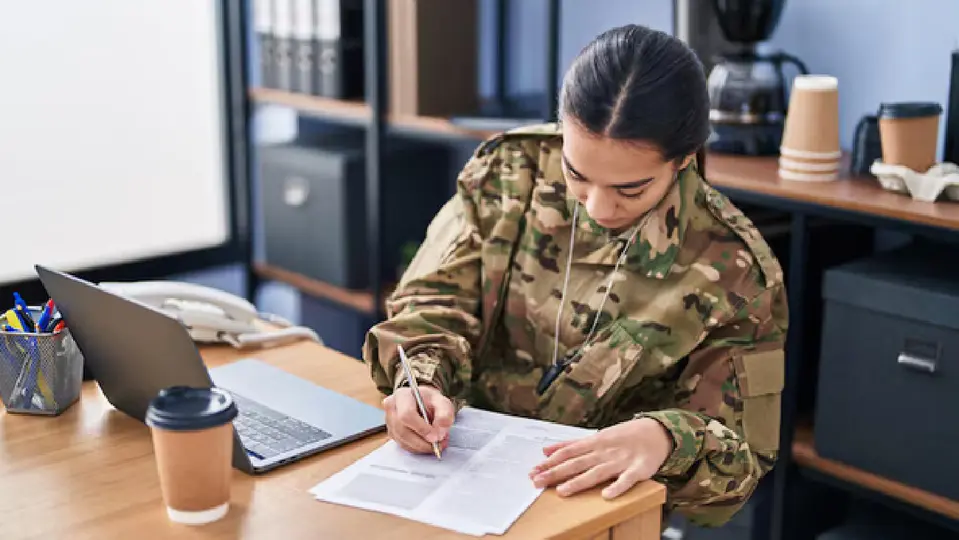 La educación militar está destinada exclusivamente a la formación del personal de las Fuerzas Armadas y de la Guardia Nacional / Magnific