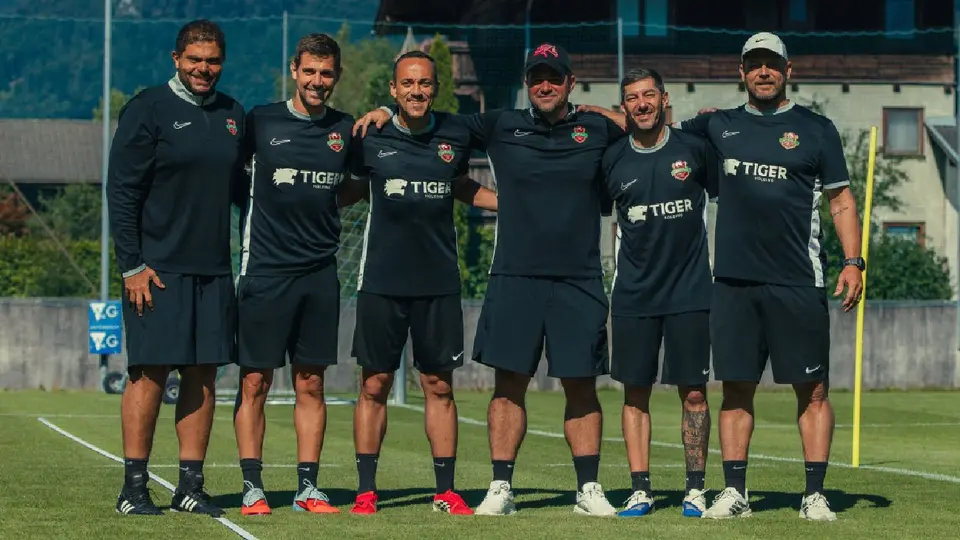 Cuerpo técnico de André Jardine | x:@Shabab_AlAhliFC