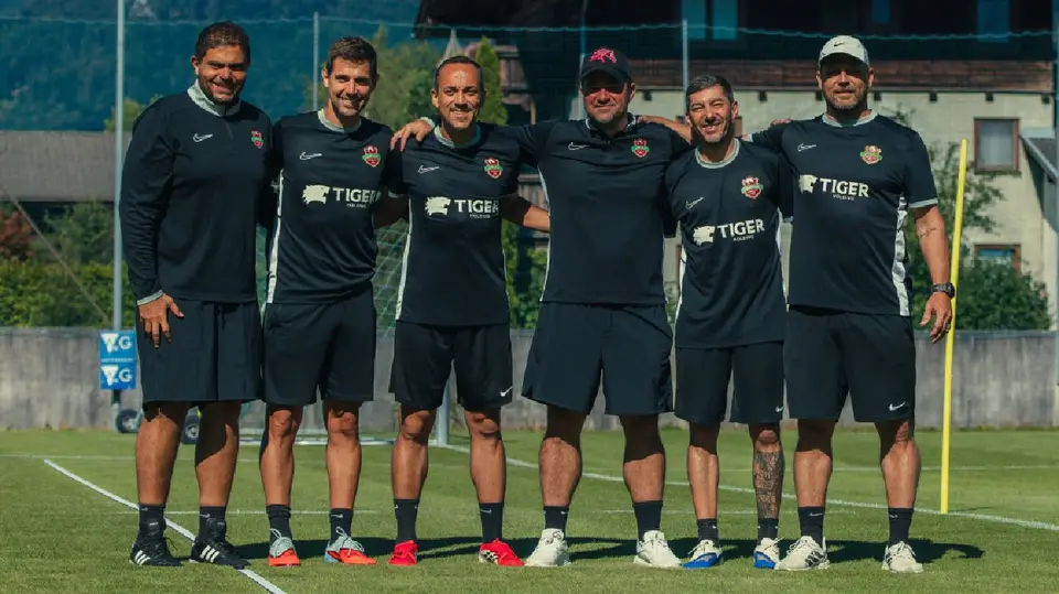 Cuerpo técnico de André Jardine | x:@Shabab_AlAhliFC