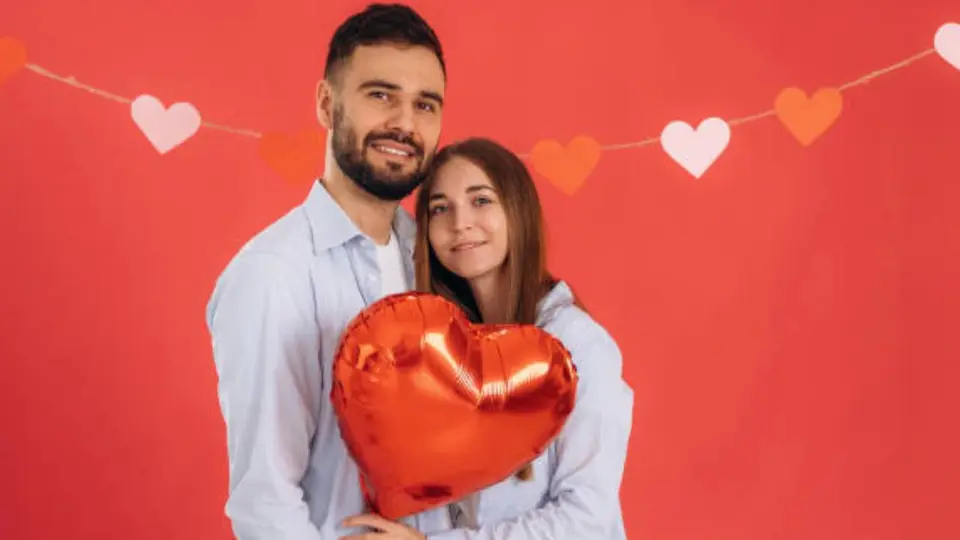 Miles de parejas festejan el Día de la Novia con regalos y mensajes en redes sociales. / iStock
