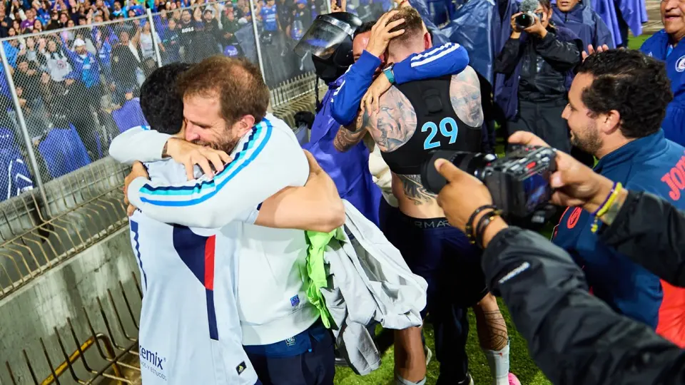 Iván Alonso celebra con Cruz Azul en el Clausura 2026 | MEXSPORT