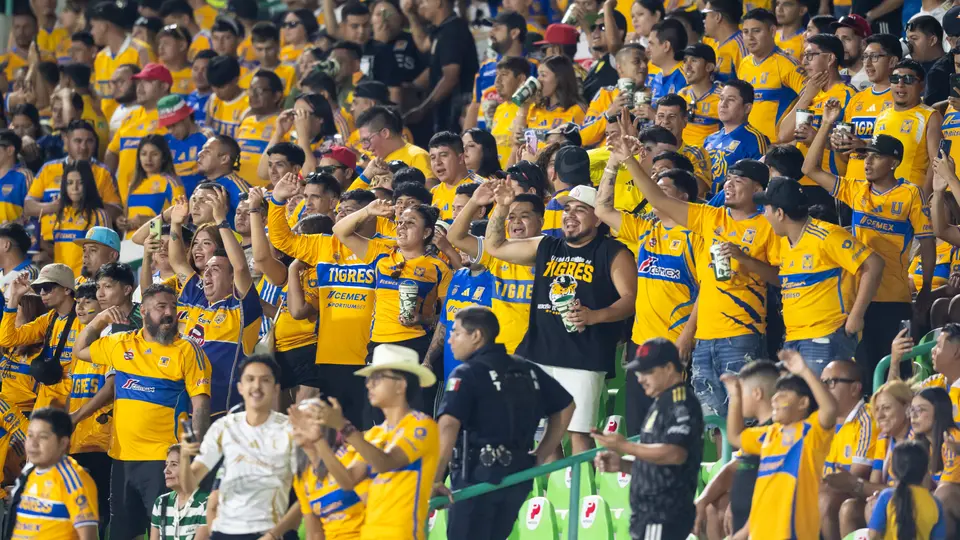 Afición de Tigres en Torreón | MEXSPORT