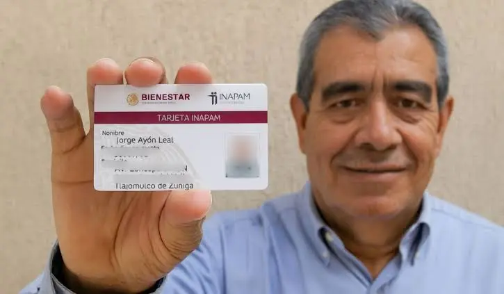 La tarjeta INAPAM permite acceder a descuentos en salud, transporte, alimentación, cultura y otros servicios./ RS