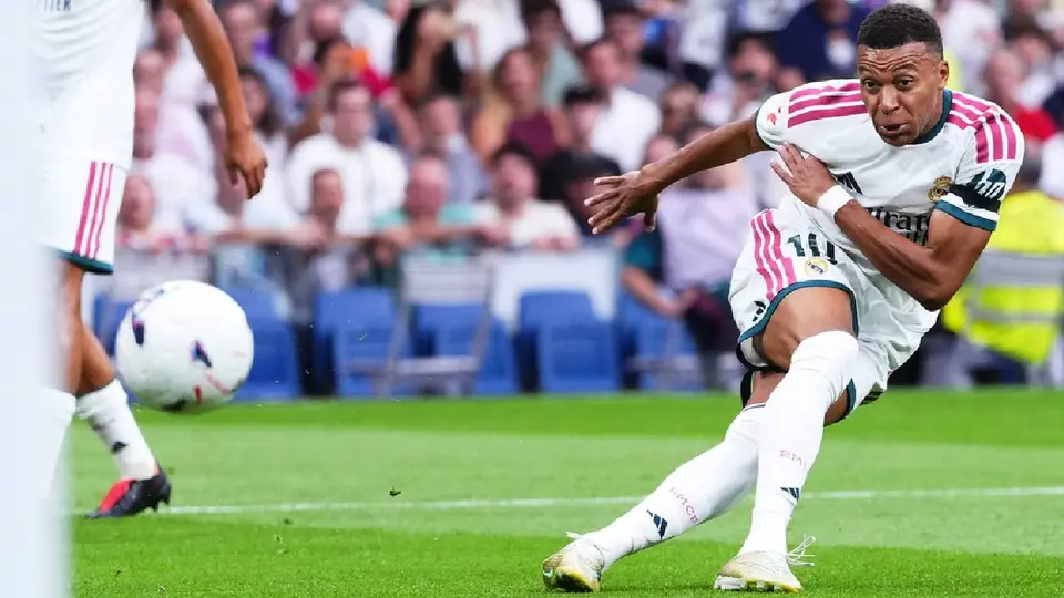 Gol de Kylian Mbappé contra el Málaga | AP