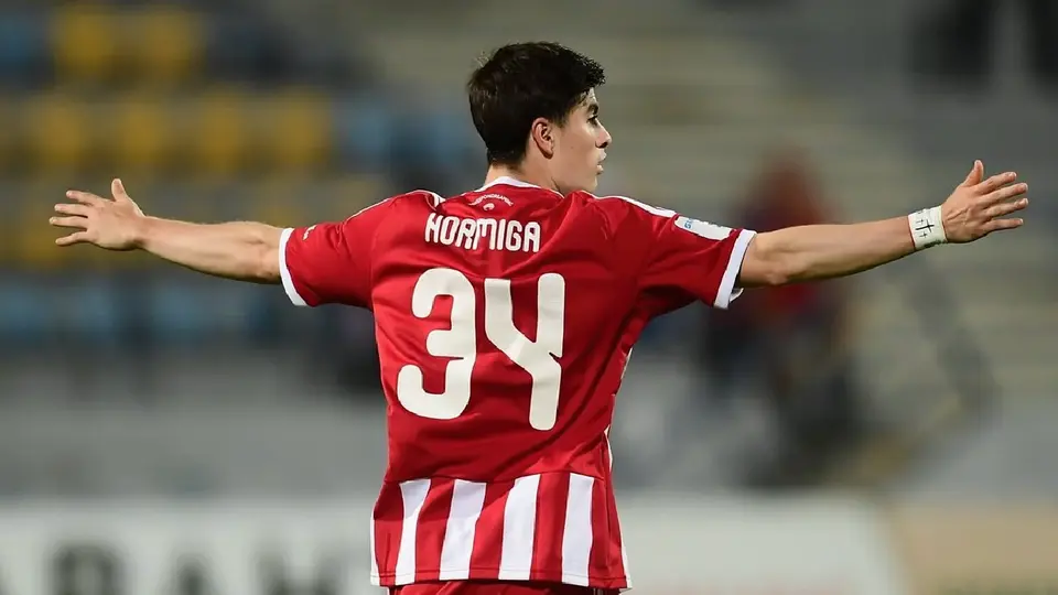 Hormiga González no queda satisfecho tras debutar con Olympiacos: "lo puedo hacer mucho mejor"