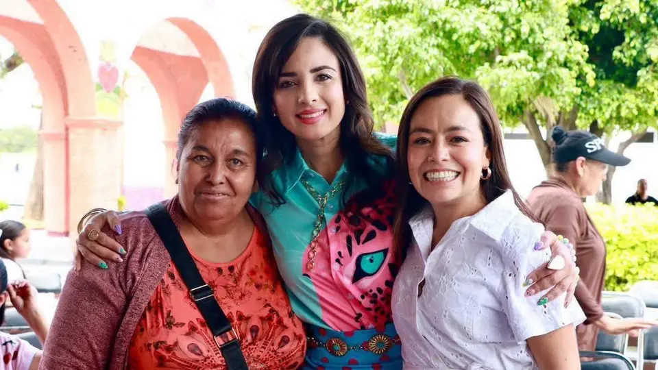 Pasteles con fotografías de personas desaparecidas desataron una fuerte polémica en Salamanca, Guanajuato./@jorgegogdl