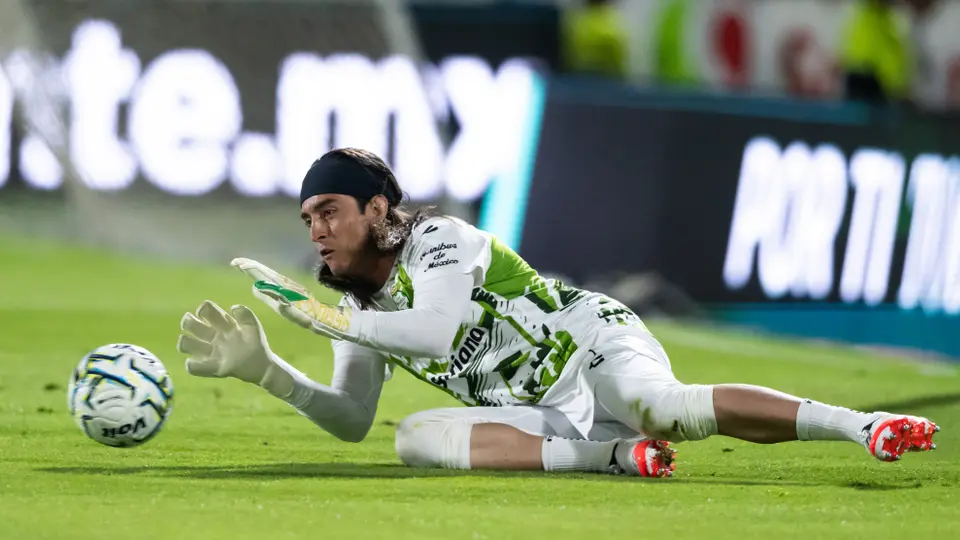 Acevedo calentando | MEXSPORT