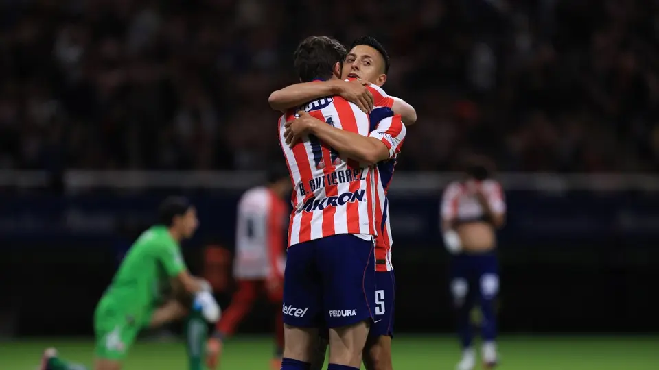 'Piojo' Alvarado festeja con Chivas en el Apertura 2026 | IMAGO 7
