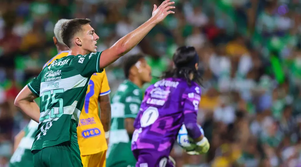 Santos vs. Tigres | MEXSPORT