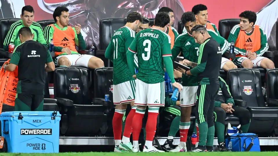 Diego Campillo al momento de ingresar de cambio con la Selección Mexicana | IMAGO 7