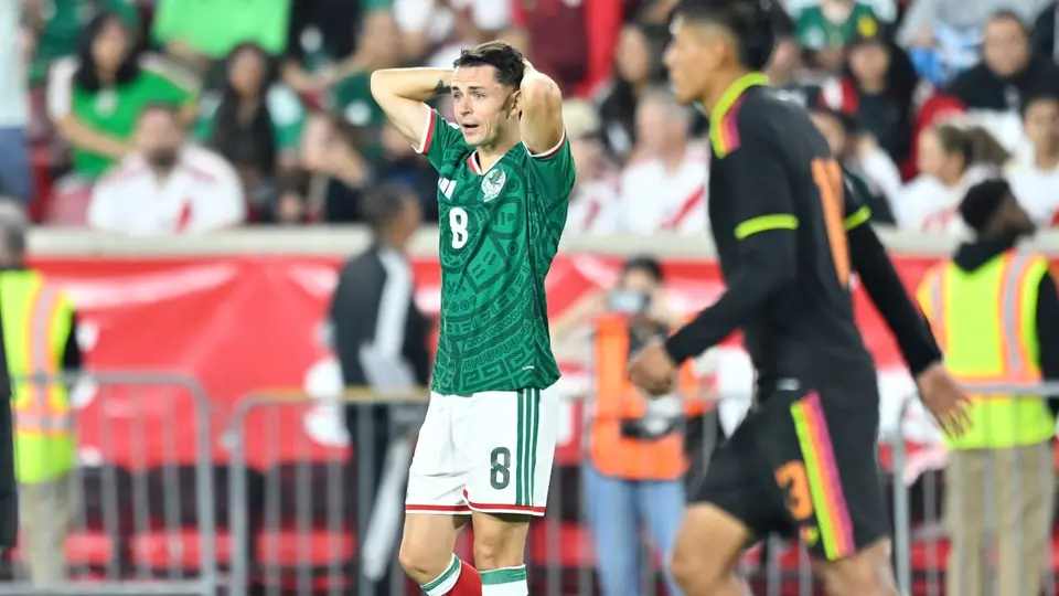 Álvaro Fidalgo en lamento con la Selección Mexicana | IMAGO 7