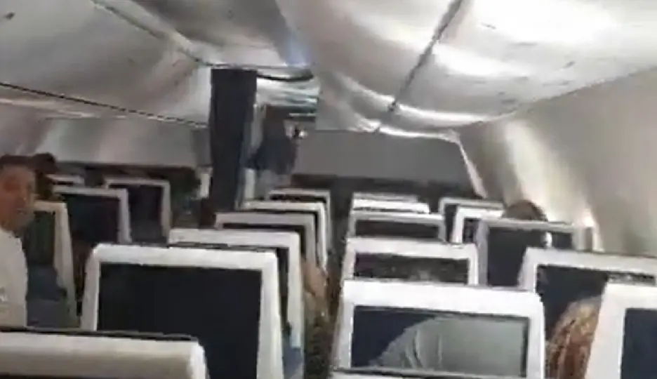 El vuelo de Flydubai fue desviado a Arabia Saudita tras la emergencia / Captura de pantalla