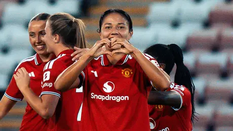 Rebeca Bernal vuelve a marcar con Manchester United en Copa
