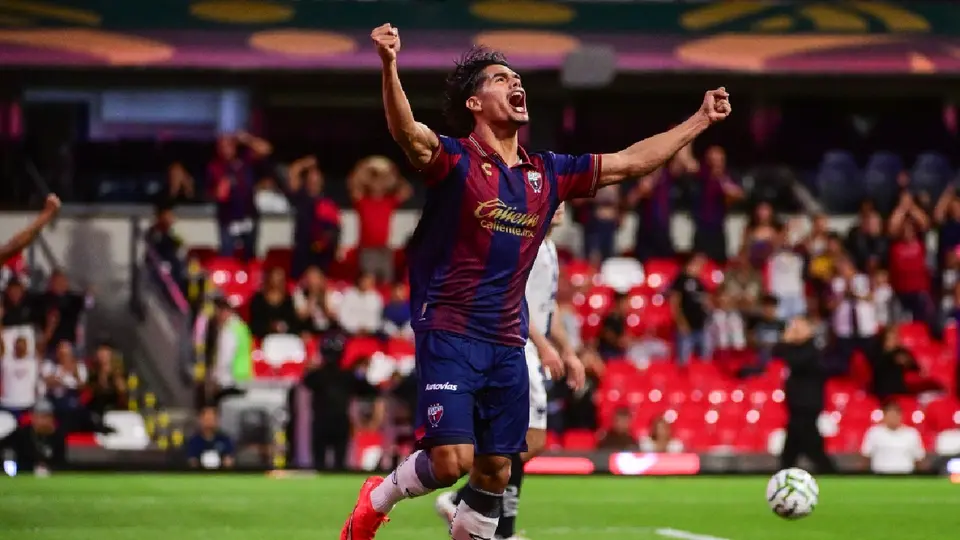 Luis Puente, celebrando una anotación de Atlante en el apertura 2026 | IMAGO7