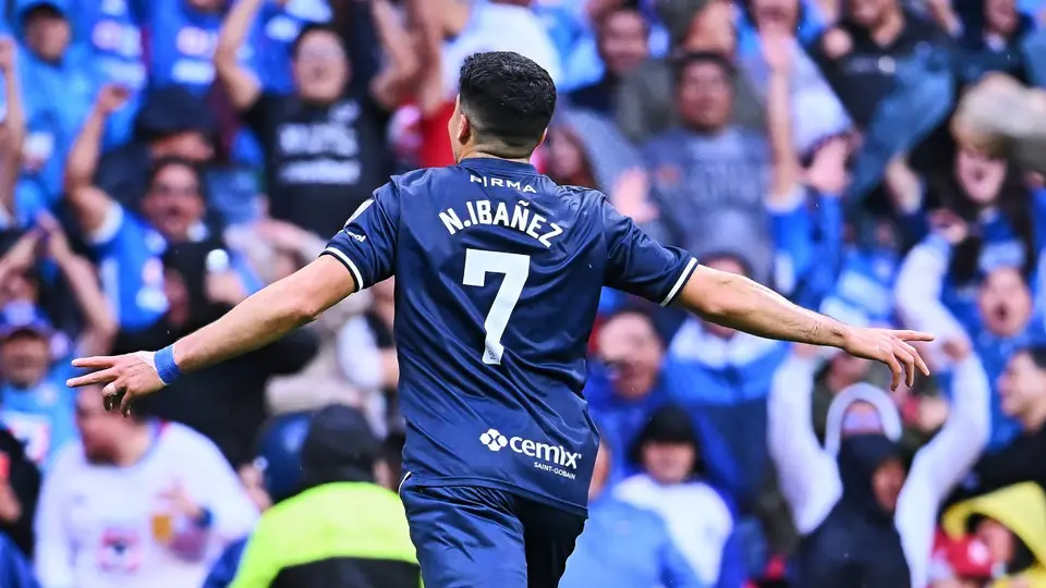 Nico Ibáñez en celebración con Cruz Azul | MEXSPORT