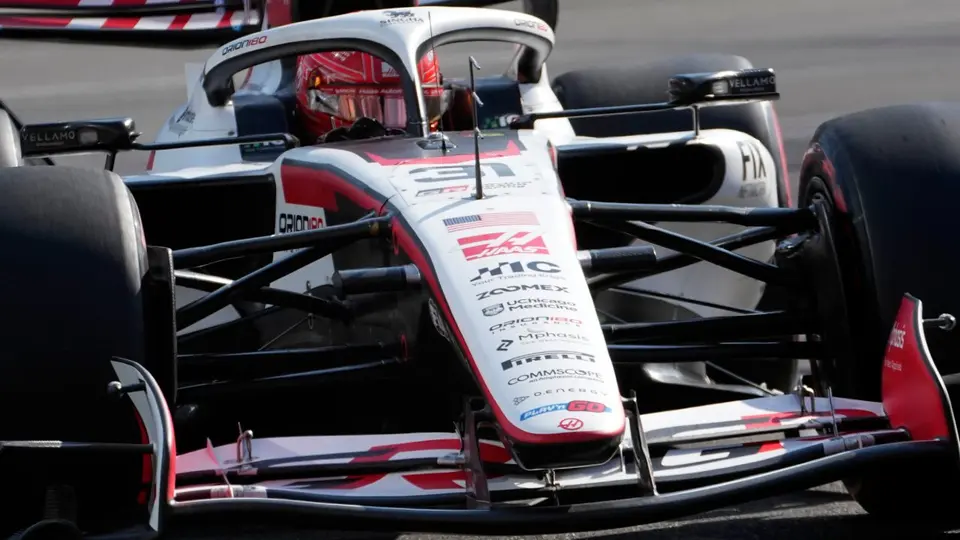 Esteban Ocon como piloto de Haas | AP