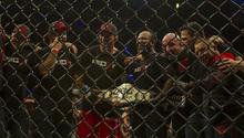 Werdum supera a Caín y es Campeón de pesos pesados