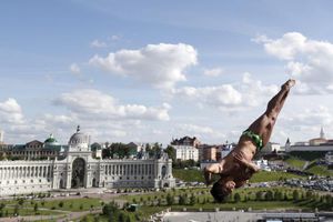 Jonathan Paredes se 'baña' en plata en salto de altura